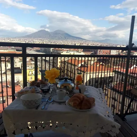 Belvedere Couette-café Naples